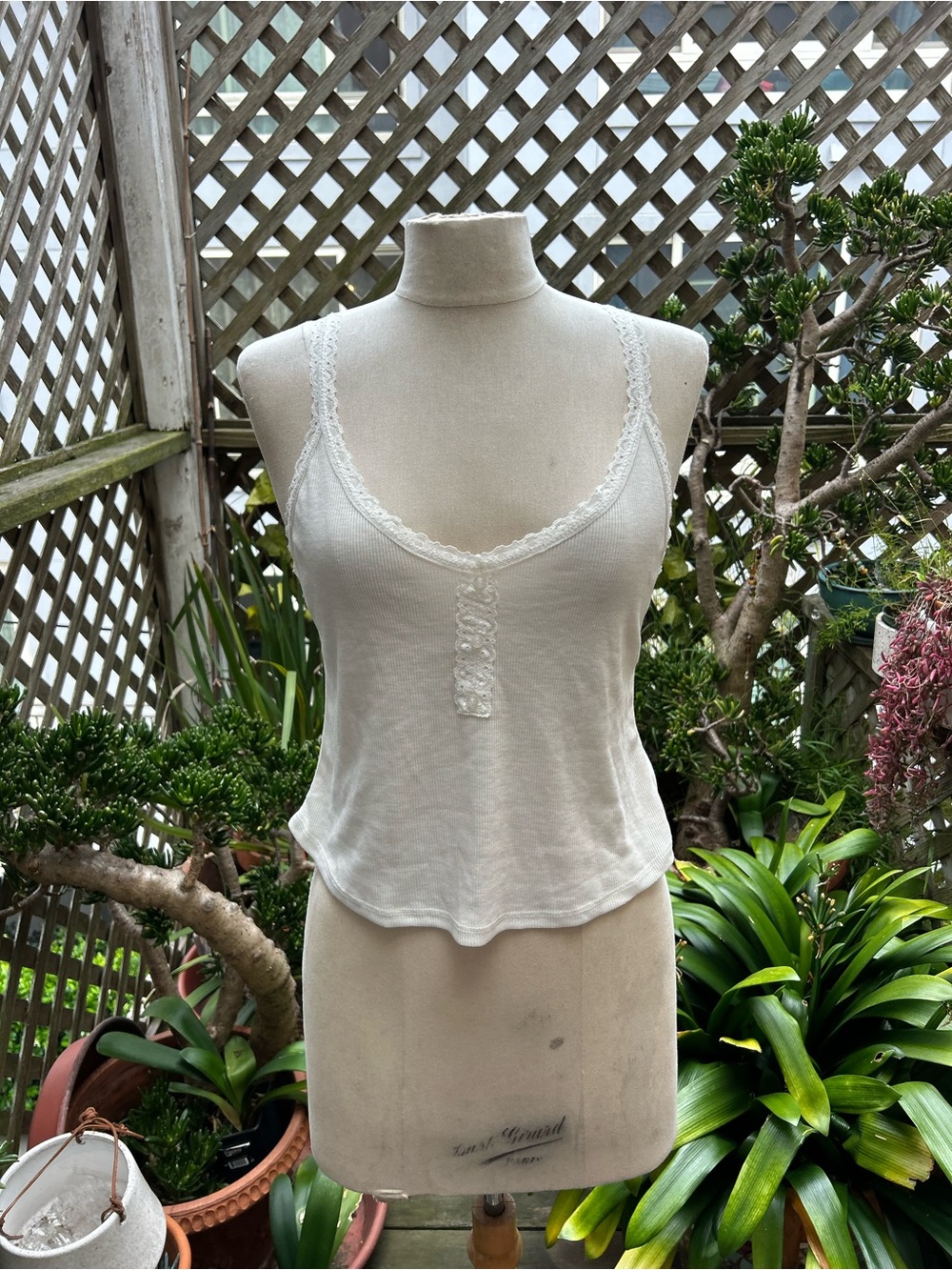 Hippie Rose Ivory Lace Trim Tank Top